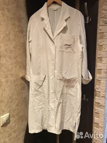 Медицинские халаты б/у размеры 52-54