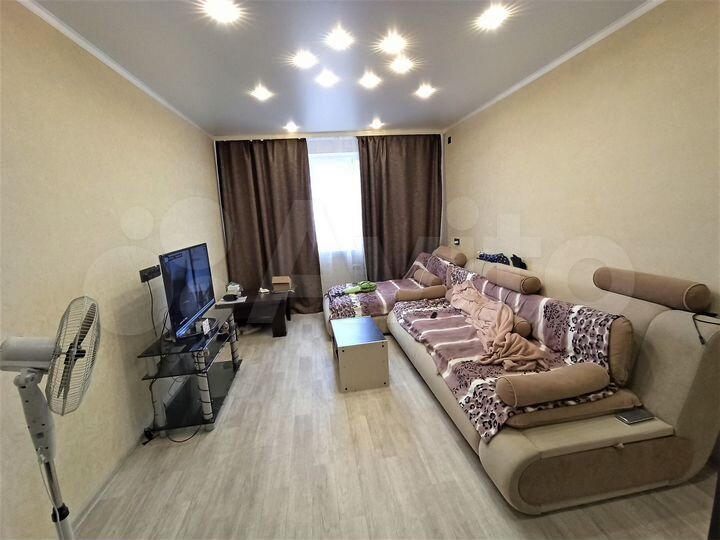 3-к. квартира, 65 м², 8/9 эт.