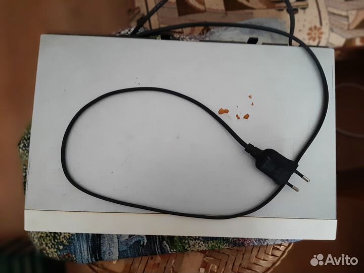 Видеомагнитофон LG L398 шесть головок