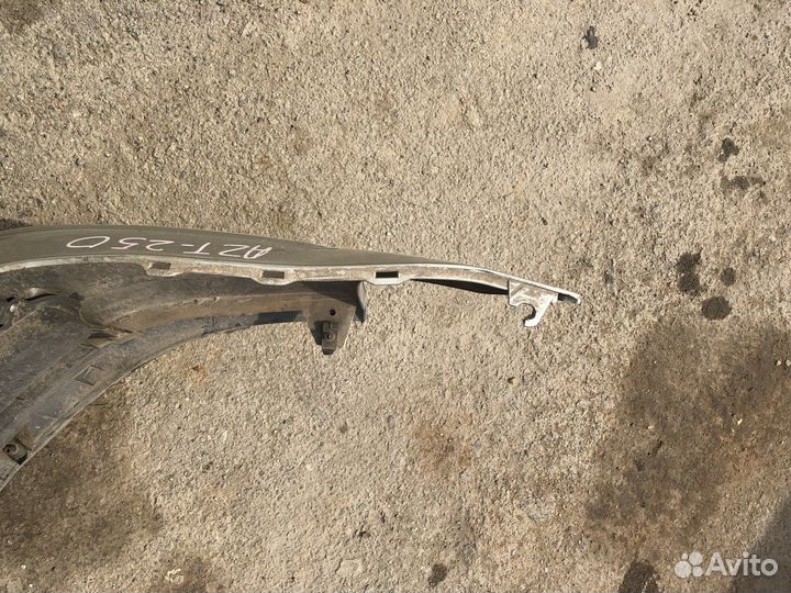 Тойота авенсис