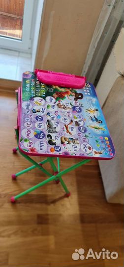 Детский стол и стул
