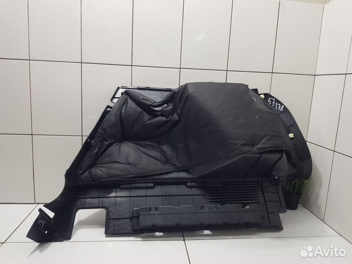 Обшивка багажника левая (Zotye T600)