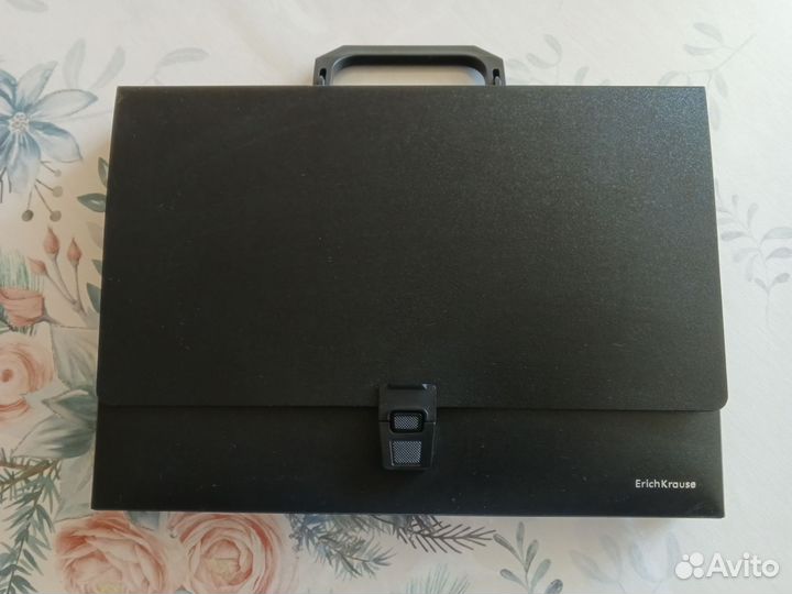 Папка-портфель для документов А4