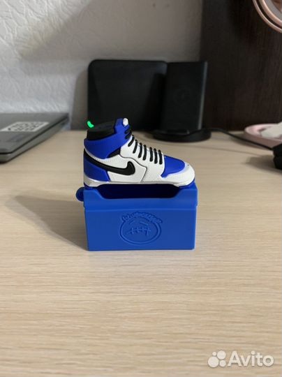 Чехол на Airpods 1/2 кроссовок