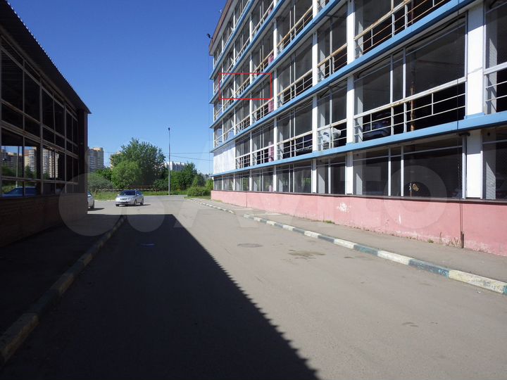 Машиноместо, 16 м²