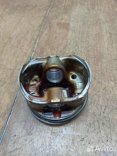 Поршень Opel Insignia A20NFT 2014