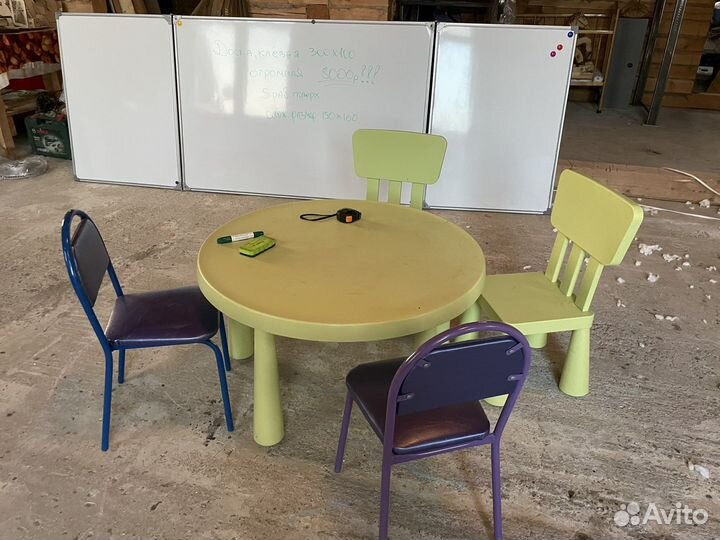 Мамут стол и 2 стула