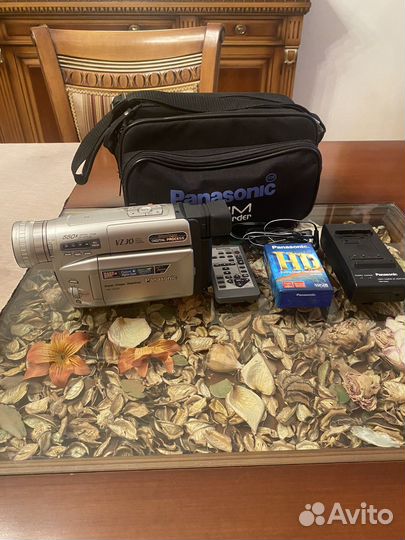 Видеокамера Panasonic NV-VZ30