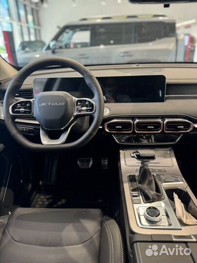 Jetour X70 Plus 1.6 AMT, 2024