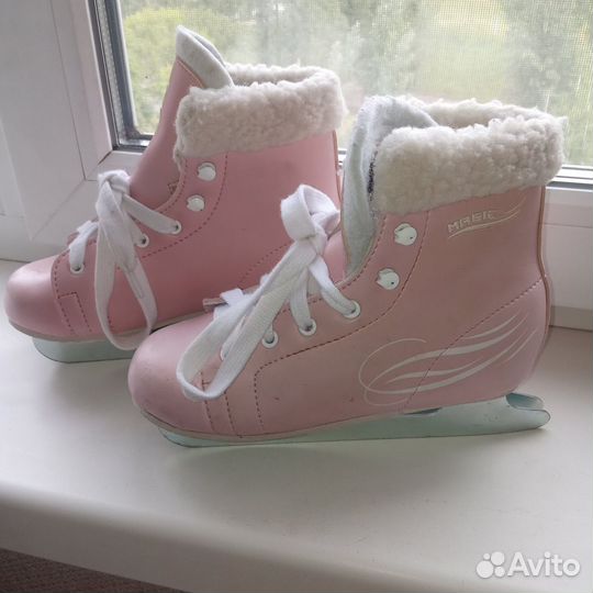 Коньки детские ледовые 32