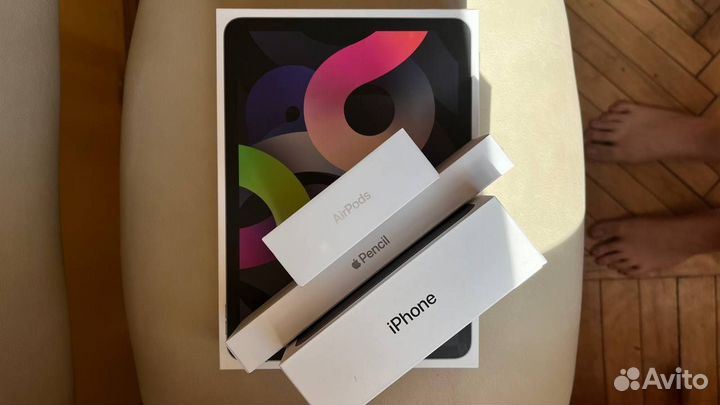 Коробки от Apple Оригинальные