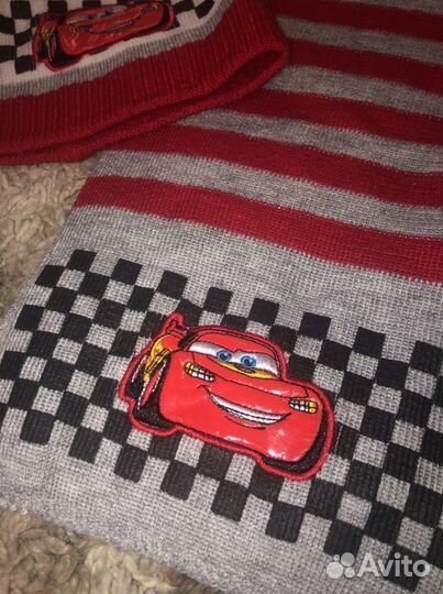 Шапка, шарф и варежки