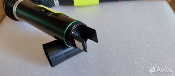 Радио микрофон