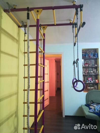 Шведская стенка с турником