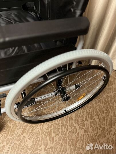 Коляска инвалидная