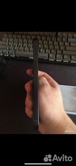 Мобильные телефоны бу iPhone 13