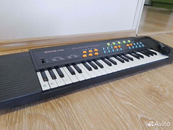 Синтезатор canto новый с микрофоном