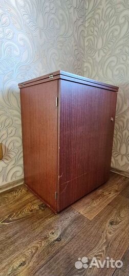 Швейная машина Чайка 142м