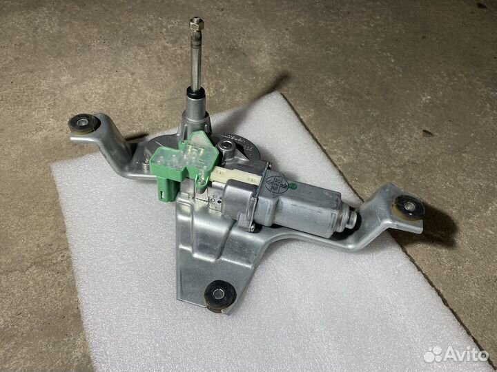Мотор заднего дворника Mitsubishi