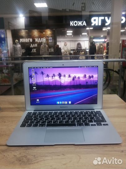 Macbook air 13 (1521)