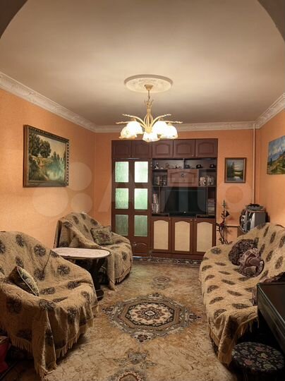 3-к. квартира, 61 м², 1/6 эт.