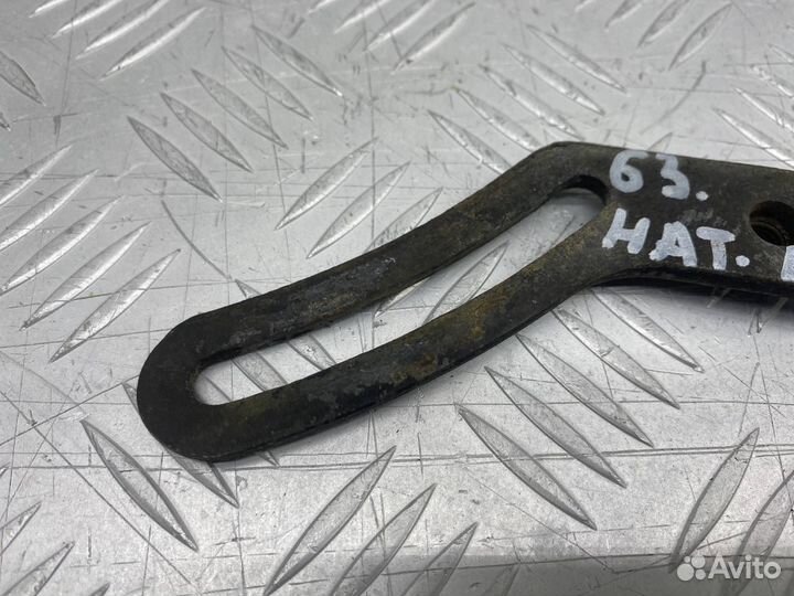 Б/У натяжитель ремня генератора Toyota Corolla