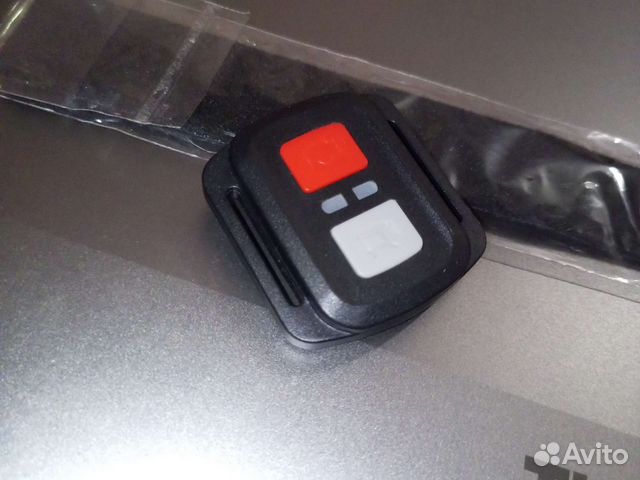 Продаю пульт ду с ремешком для крепления на руку