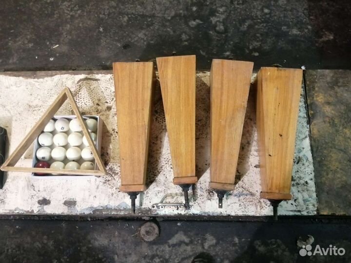 Бильярдный стол