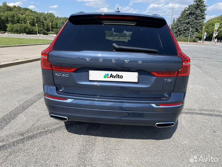 Volvo XC60 2.0 AT, 2021, 9 700 км