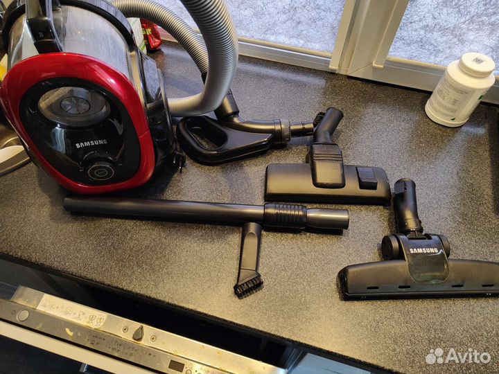 Samsung vacuum cleaner vc2100