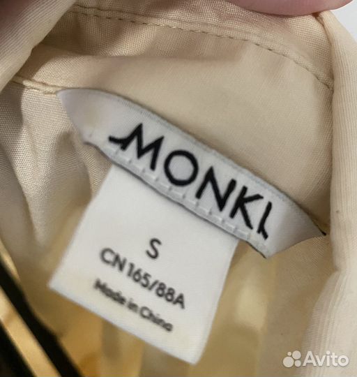 Платье Monki