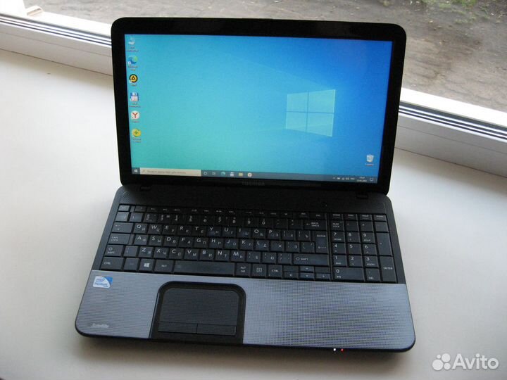 Ноутбук Toshiba