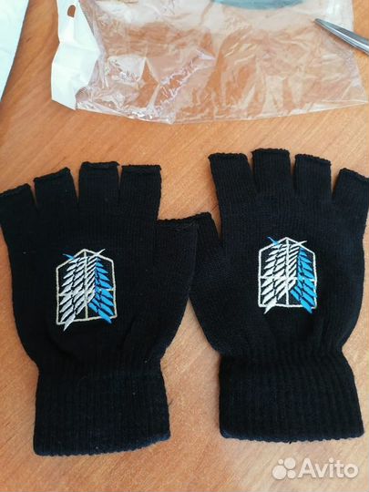 Перчатки без палые