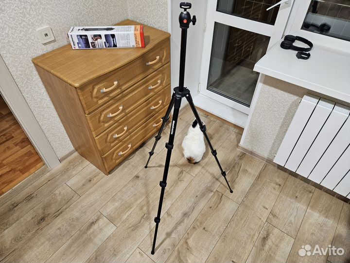 Штатив Manfrotto Compact Light