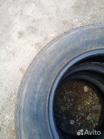 Bridgestone Dueler H/P 215/65 R16