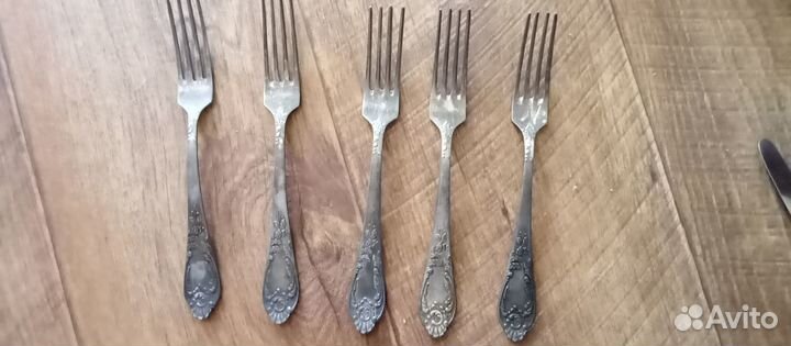 Мельхиоровый набор посуды