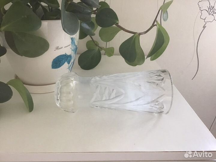 Ваза хрустальна