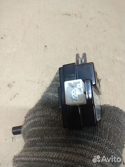 Блок управления центральным замком hyundai IX55 E