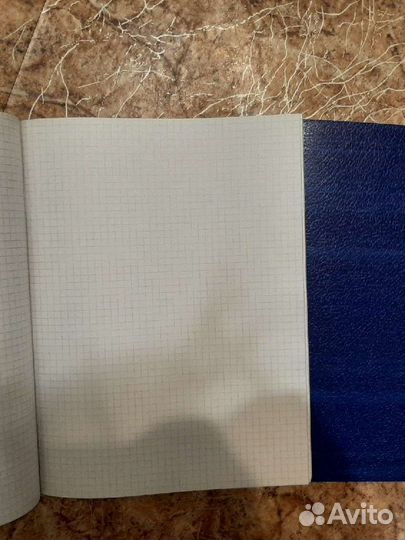 Тетрадь общая в клетку 96 листов