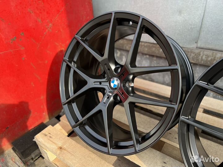 Диски 554 Черный Матовый R20 5-120 BMW F Series