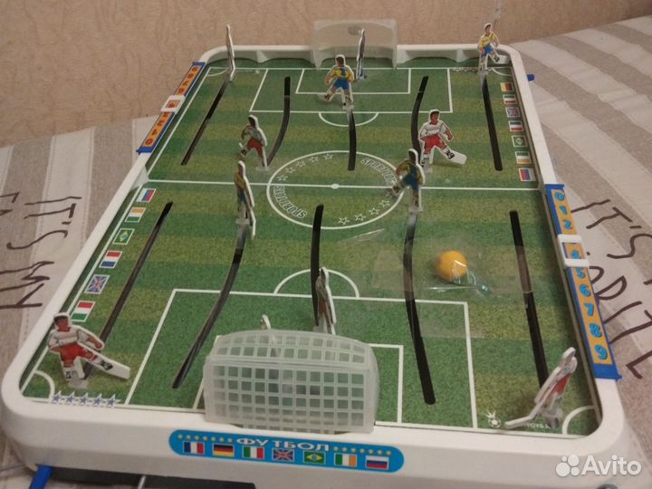 Настольный футбол