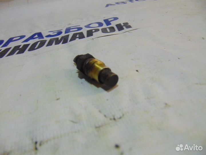 Датчик температуры охлаждающей жидкости для Nissan