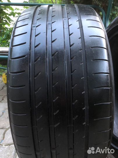 Yokohama Advan Sport V105 255/40 R18 V