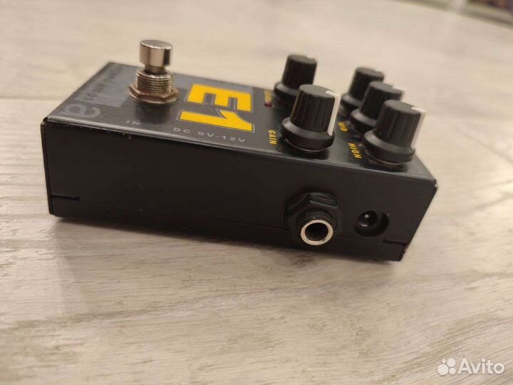 AMT Electronics E-1 гитарный предусилитель