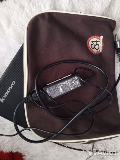 Нетбук Lenovo s10-3c