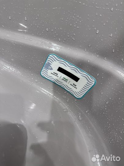 Ванночка для купания с термометром