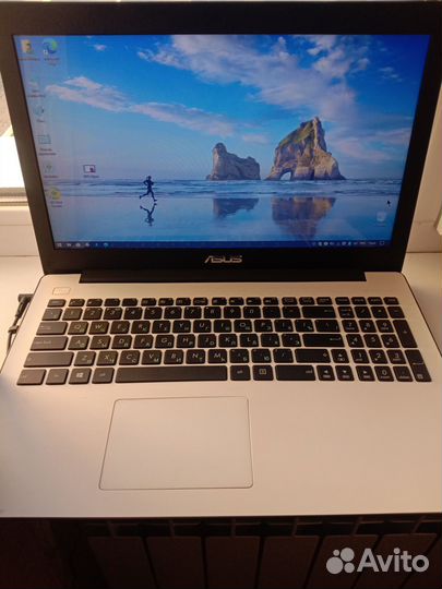 Ноутбук asus X553M