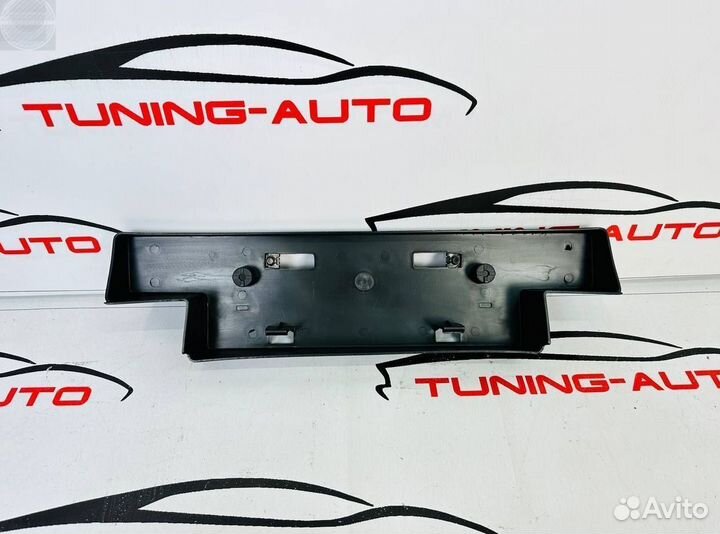 Рамка площадка под номер Land Cruiser 200 c 2016