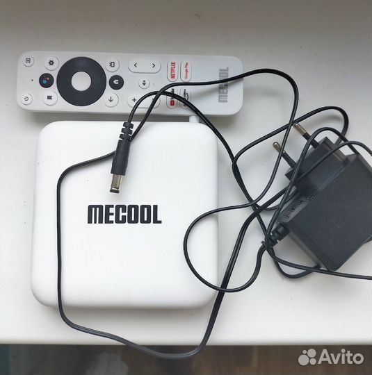 Смарт тв-приставка Mecool KM2