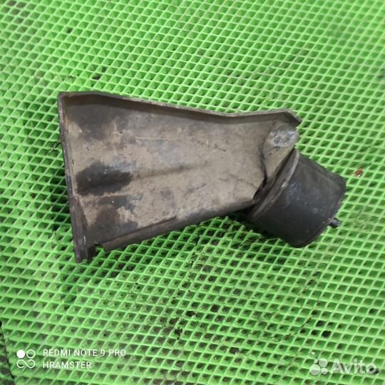 Кронштейн двигателяваз (LADA)